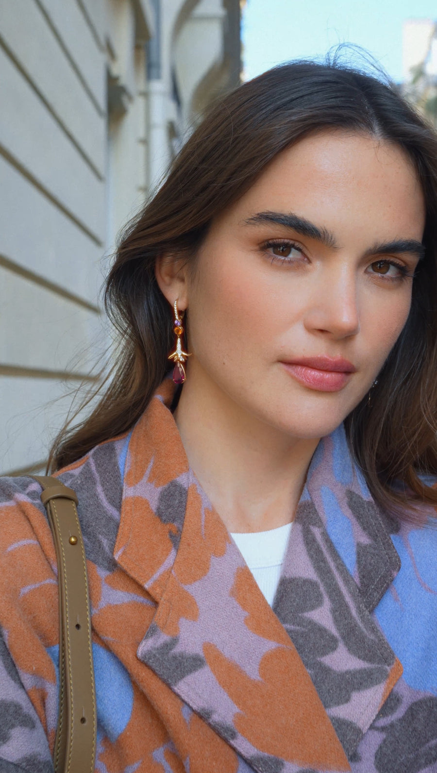 Lorenz Bäumer Rubellite, Sapphire, Heliodore and Diamond Earrings on Yellow Gold - Galerie Pénélope