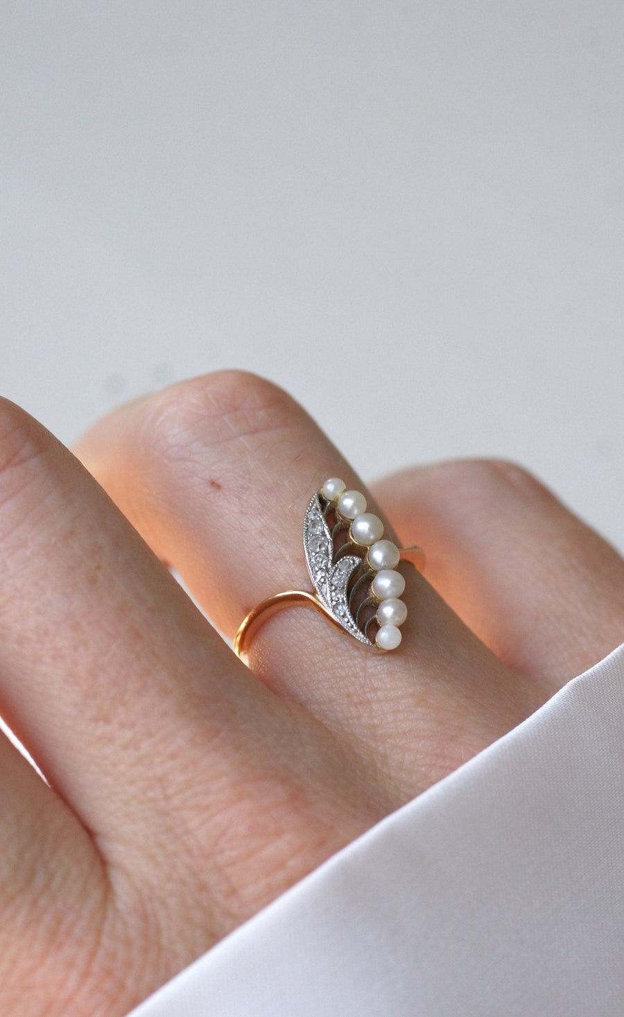 Antique Lily of the Valley Pearl and Diamond Ring - Galerie Pénélope