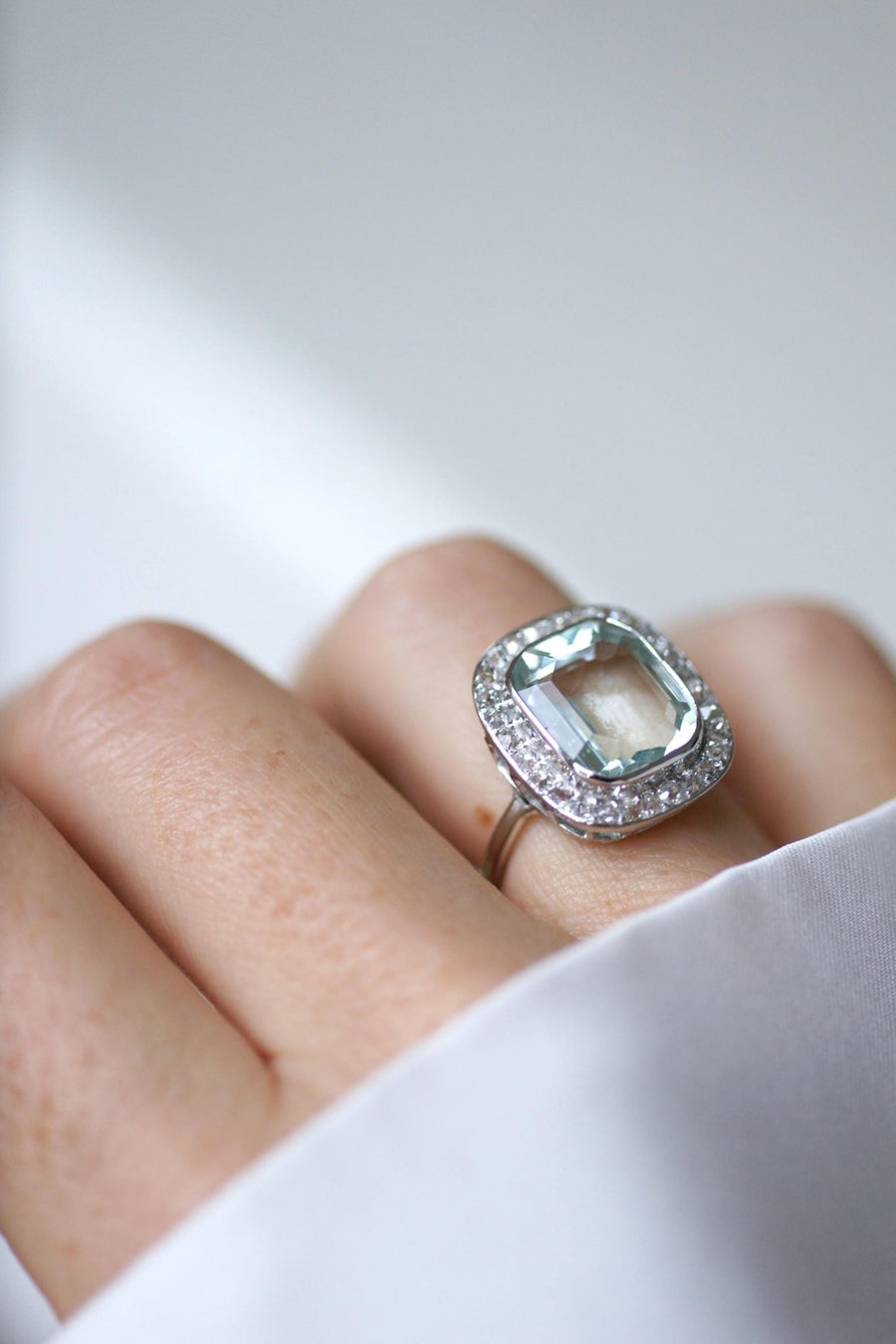 Aquamarine and Diamond Art Deco Ring - Galerie Pénélope