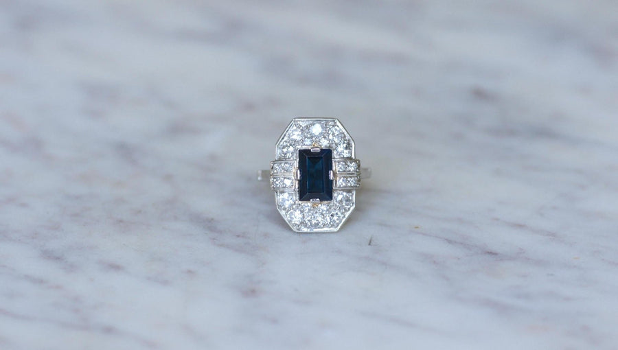 Art Deco Diamond and Sapphire Rectangular Ring - Galerie Pénélope