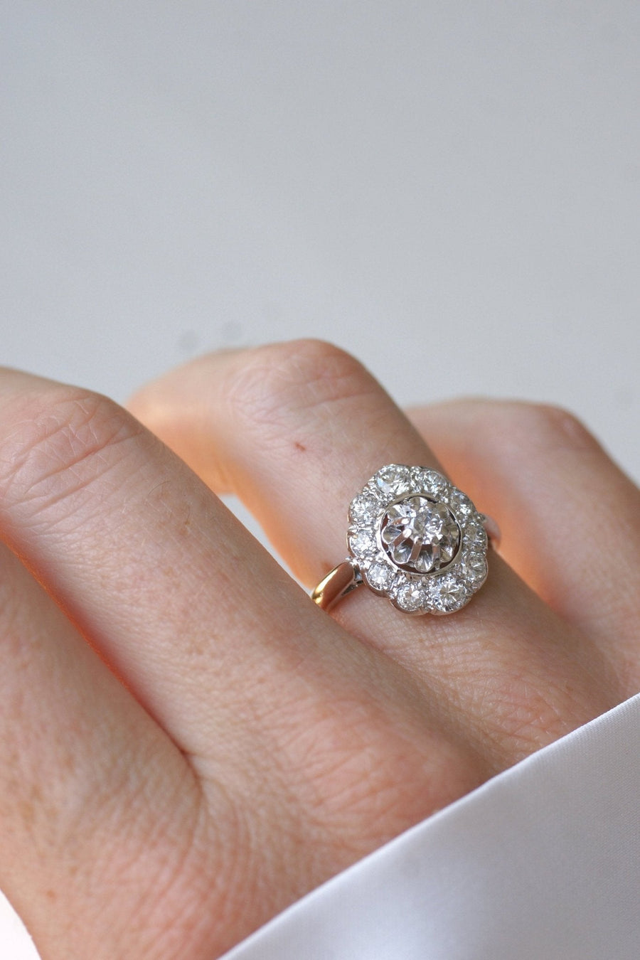 Art Deco Marguerite Oval Diamond Ring - Galerie Pénélope