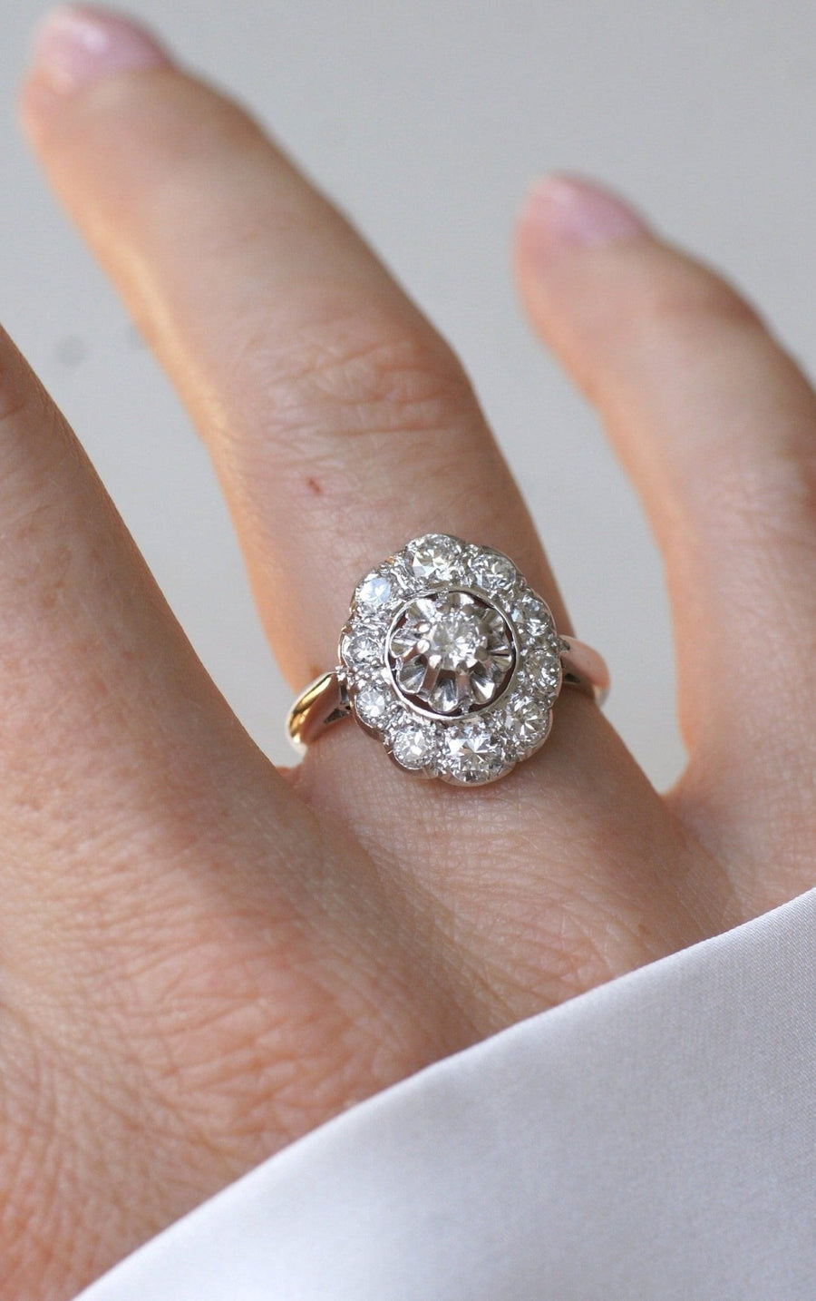 Art Deco Marguerite Oval Diamond Ring - Galerie Pénélope