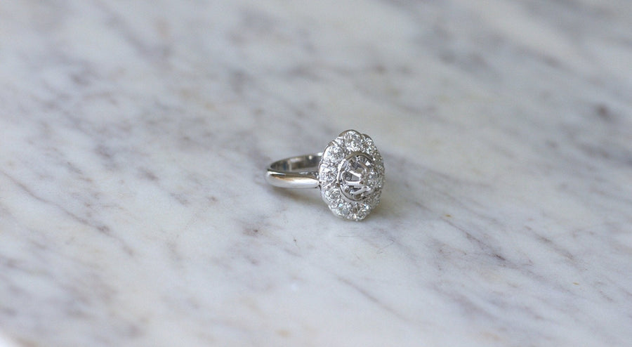 Art Deco Marguerite Oval Diamond Ring - Galerie Pénélope
