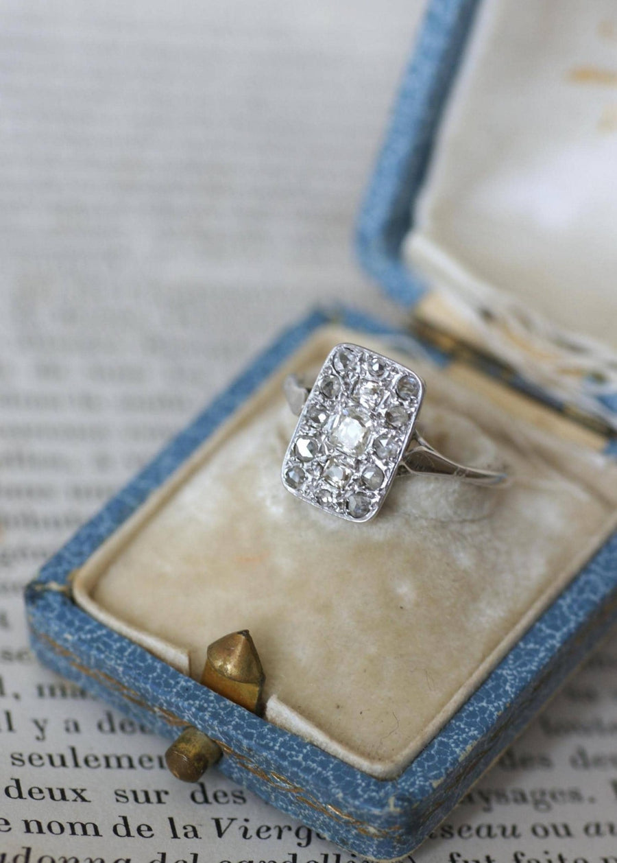 Art Deco Rectangular Diamond Ring on White Gold - Galerie Pénélope