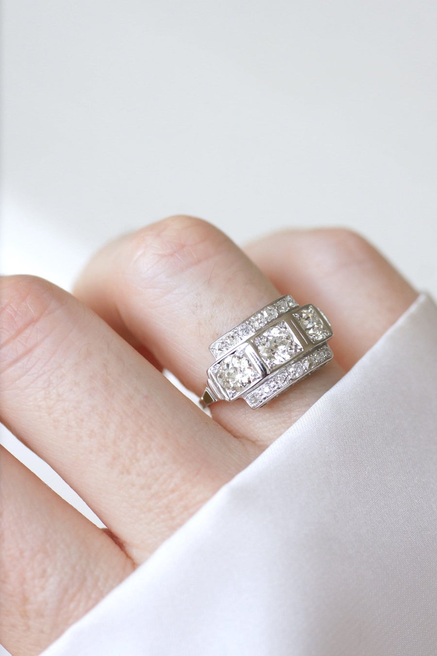Art Deco Trilogy Diamonds Ring - Galerie Pénélope