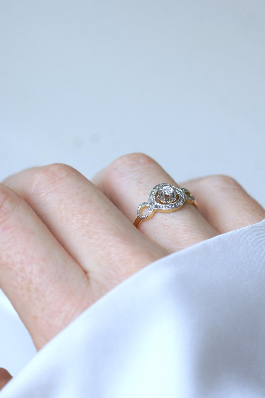 Belle Epoque Infini Diamonds on Gold and Platinum Ring - Galerie Pénélope