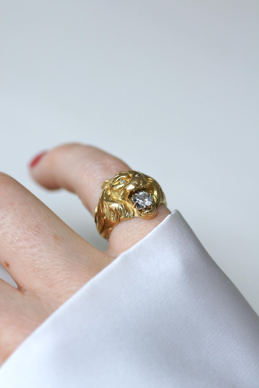 Antique Lion Diamond Ring Yellow Gold - Galerie Pénélope