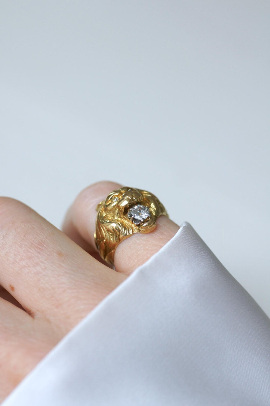 Antique Lion Diamond Ring Yellow Gold - Galerie Pénélope