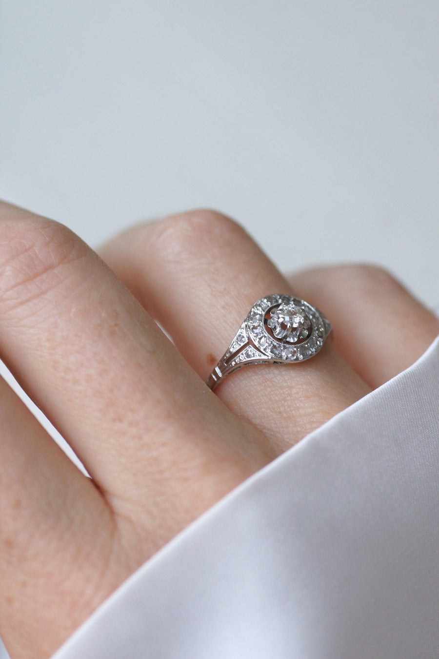 Art Deco Diamond Target Ring - Galerie Pénélope
