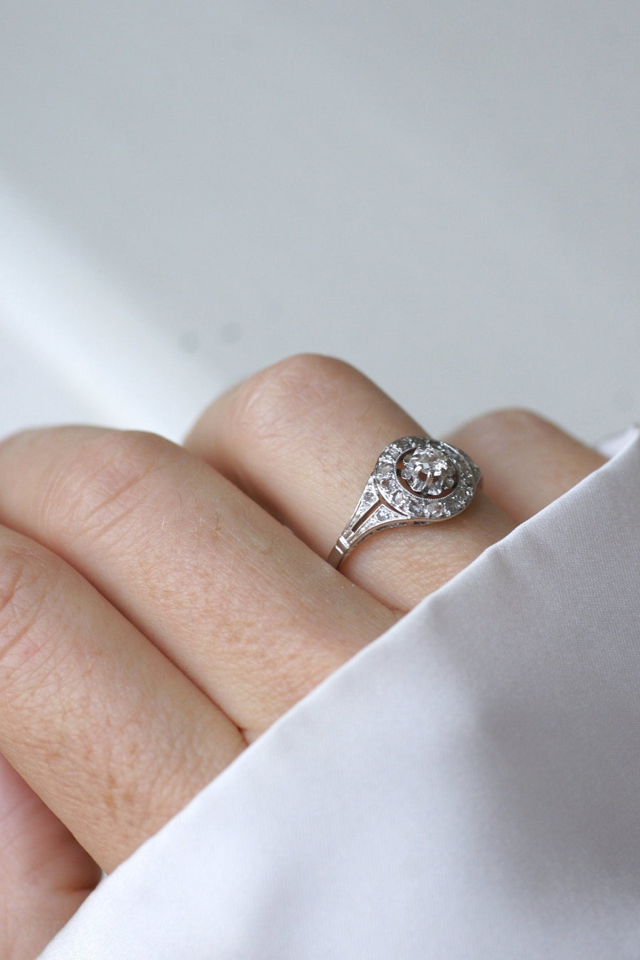 Art Deco Diamond Target Ring - Galerie Pénélope