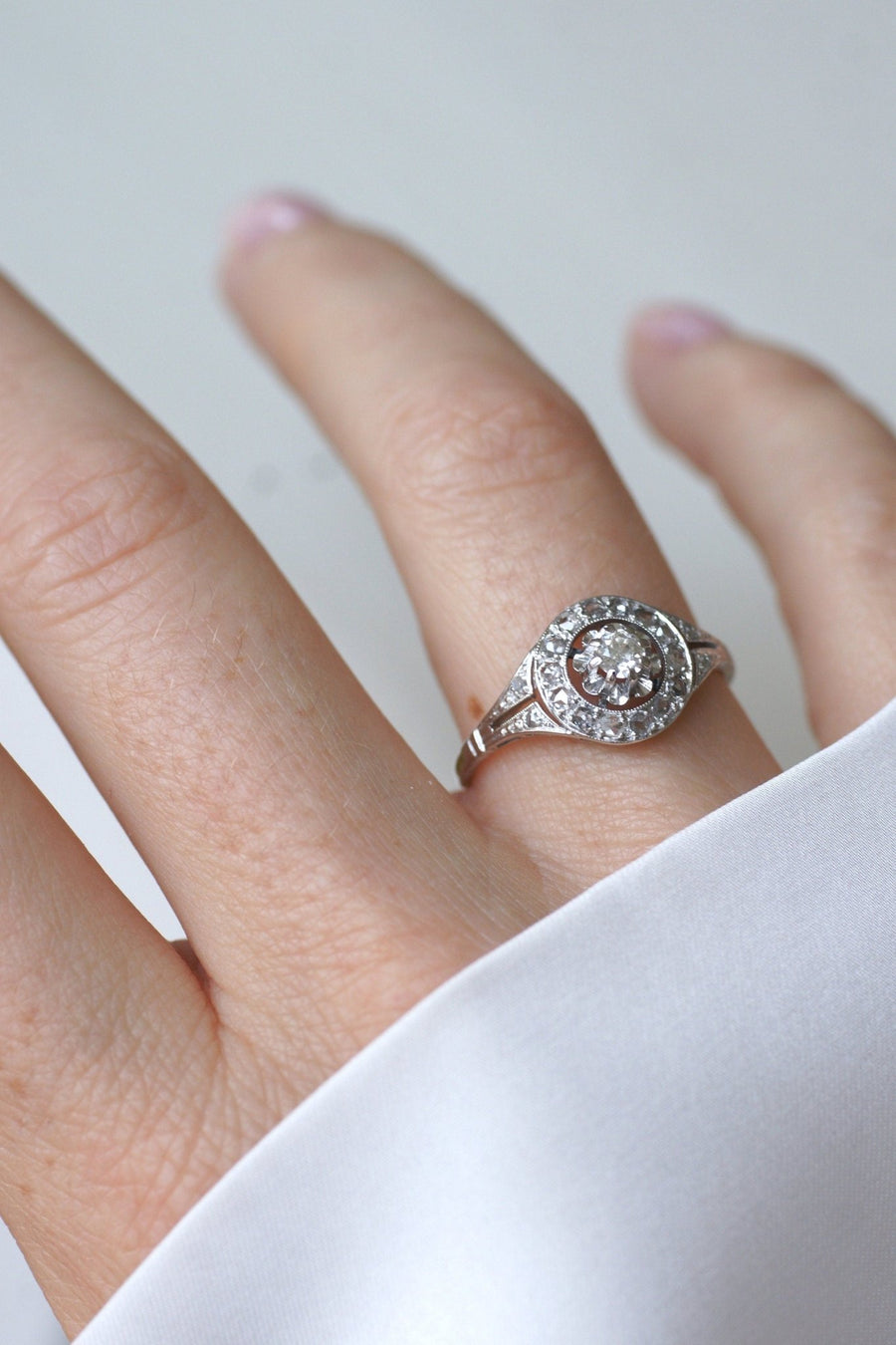 Art Deco Diamond Target Ring - Galerie Pénélope