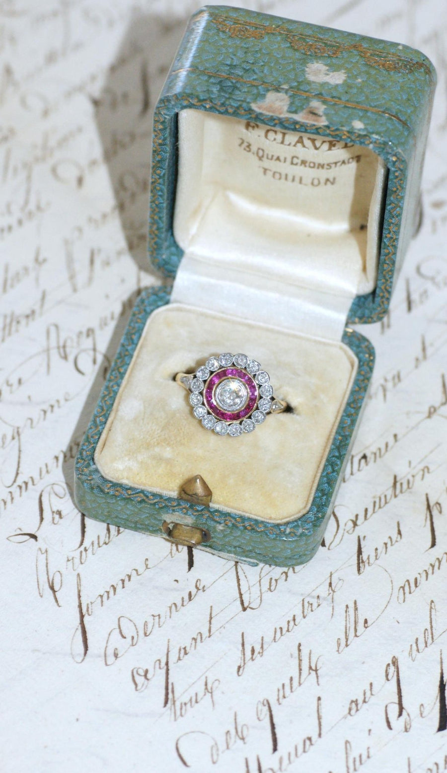Belle Epoque Target Ring Calibrated Diamonds and Rubies - Galerie Pénélope