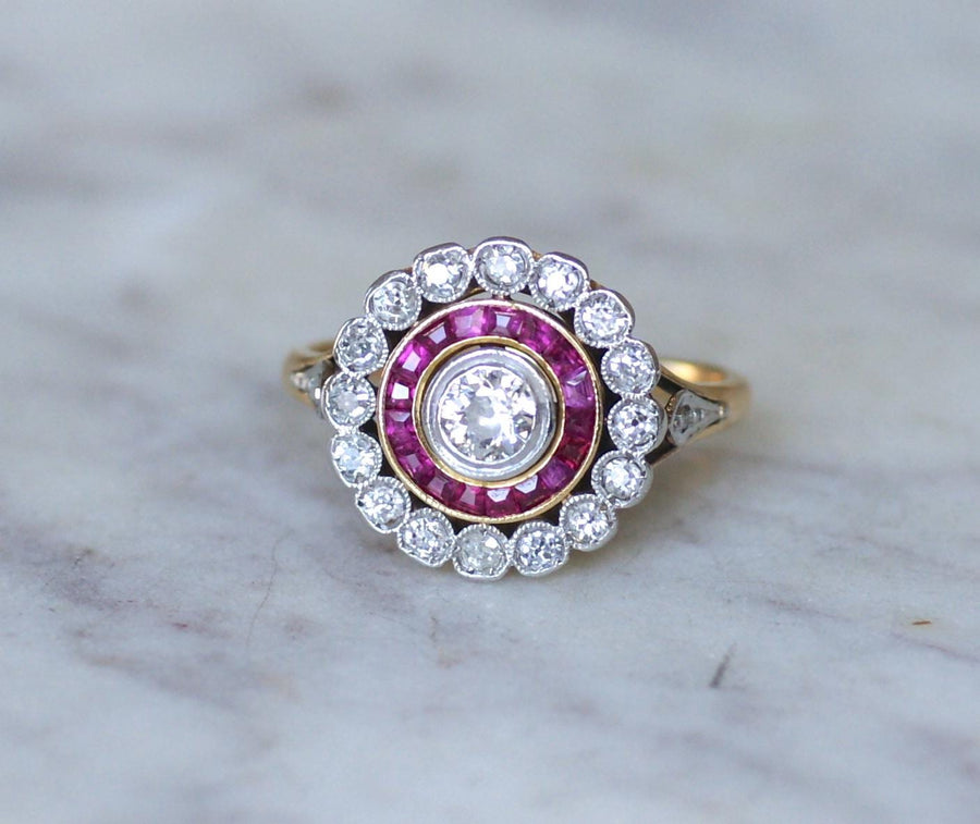 Belle Epoque Target Ring Calibrated Diamonds and Rubies - Galerie Pénélope
