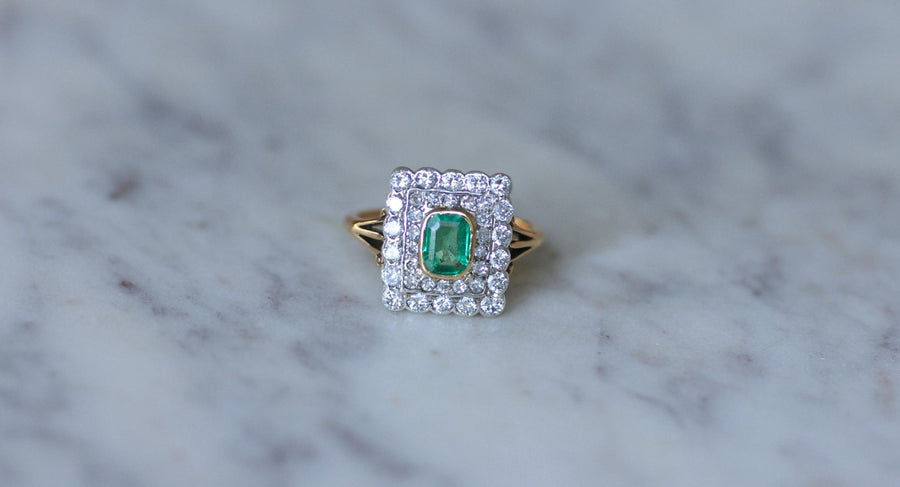 Colombian Emerald Ring Double Surrounded by Diamonds - Galerie Pénélope