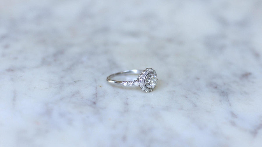 Art Deco Daisy Ring Diamonds on Platinum - Galerie Pénélope