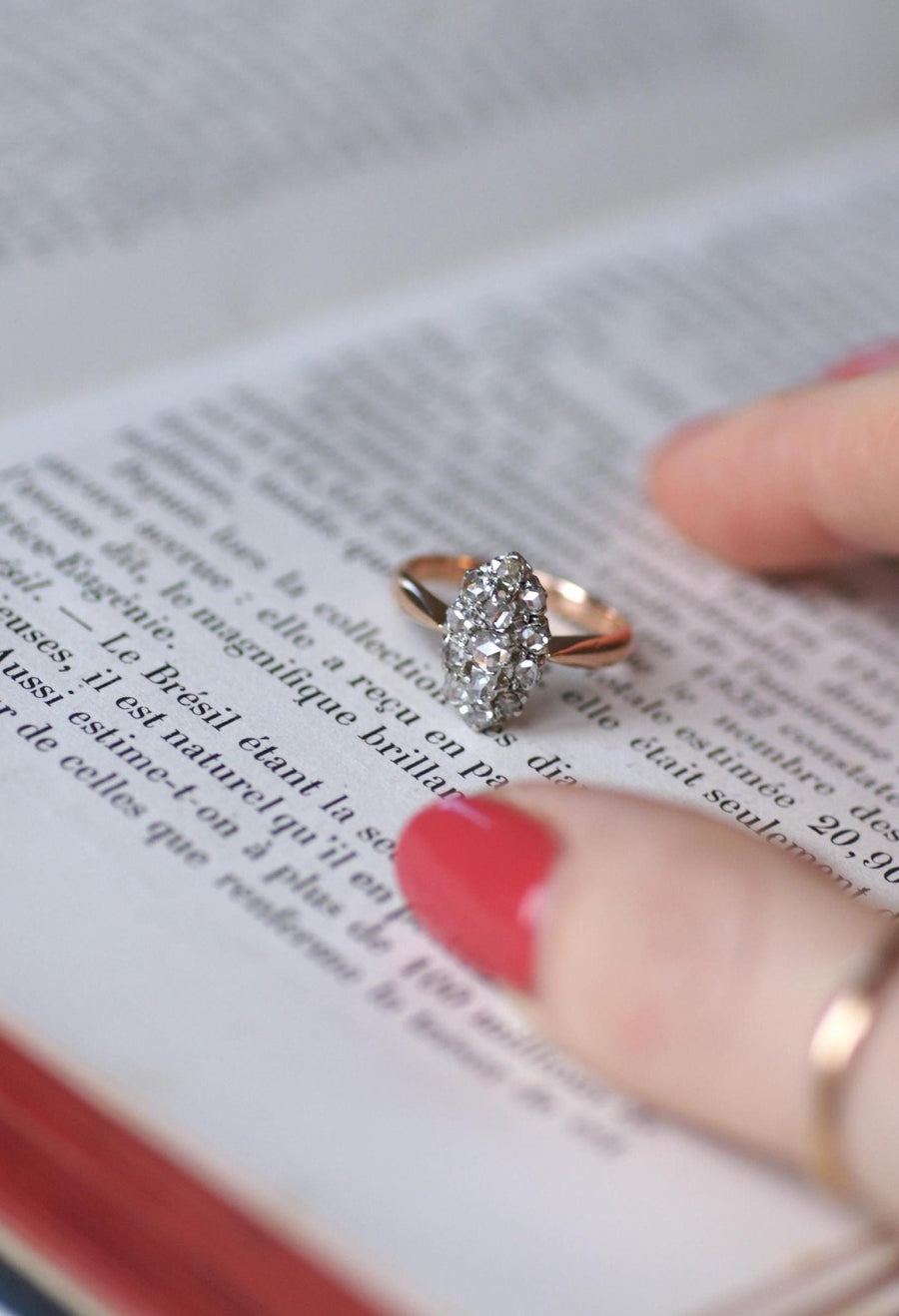 Marquise Diamond Ring in Rose Gold and Platinum - Galerie Pénélope