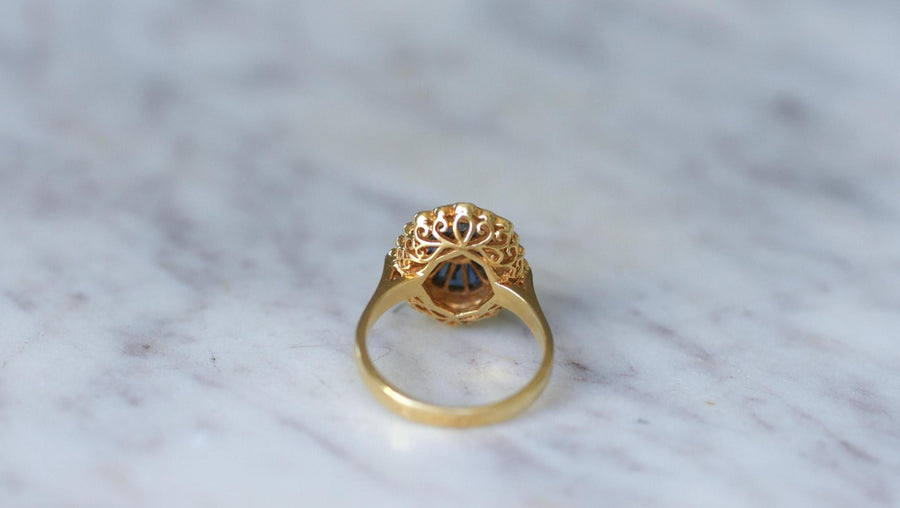 Oval Art Deco Diamonds and Sapphires Ring - Galerie Pénélope