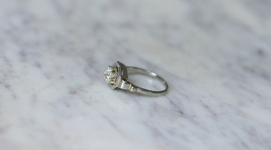 0.90 Ct Art Deco Diamond Solitaire Ring - Galerie Pénélope