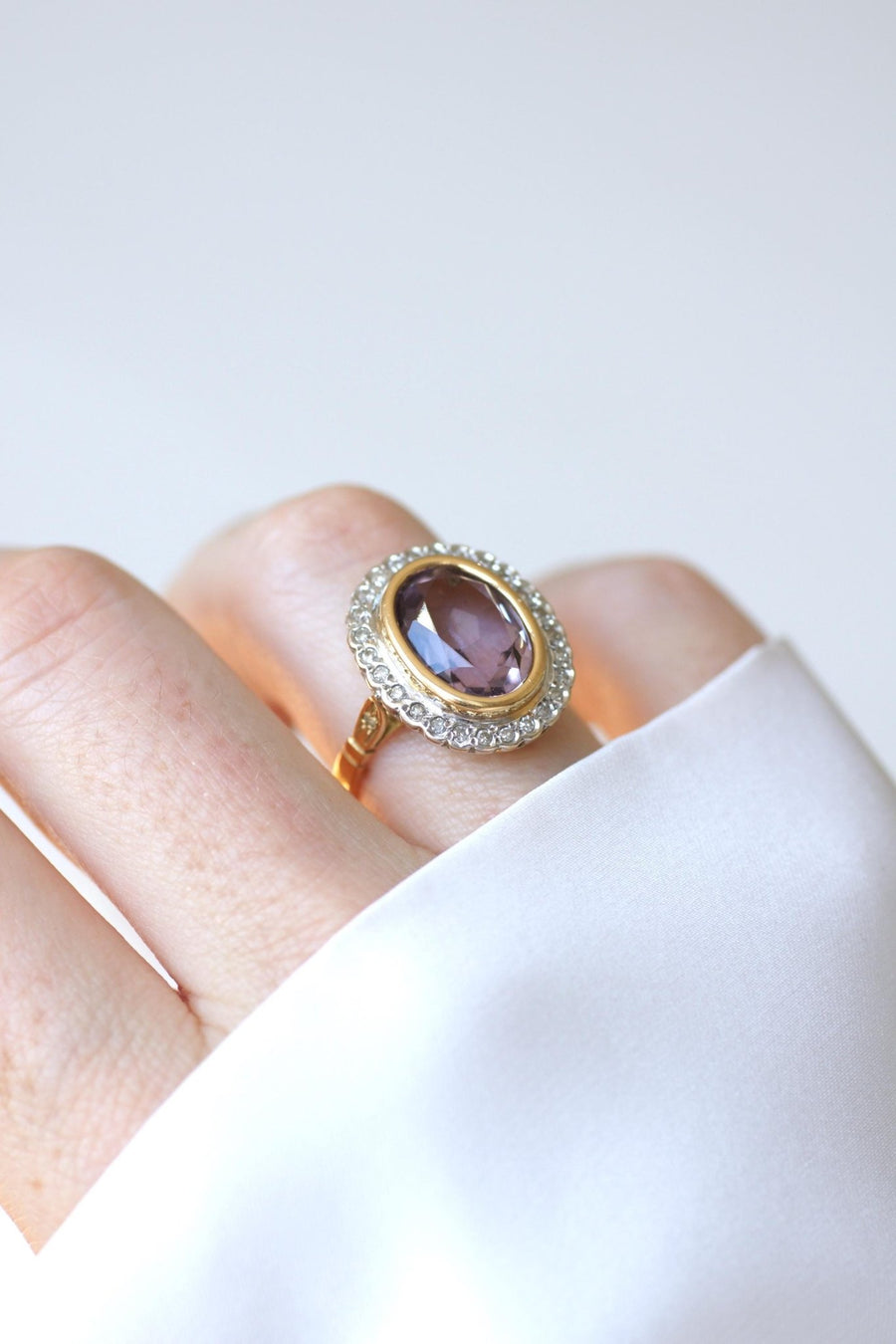 Art Deco Style Amethyst and Diamond Ring - Galerie Pénélope