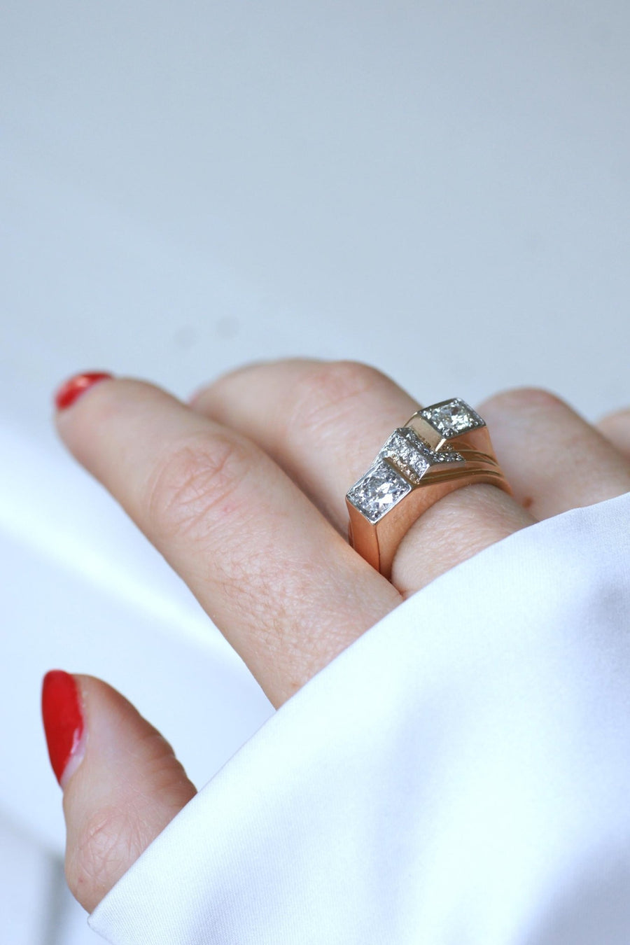 Asymmetrical Tank Diamond Ring 1.20 Cts - Galerie Pénélope