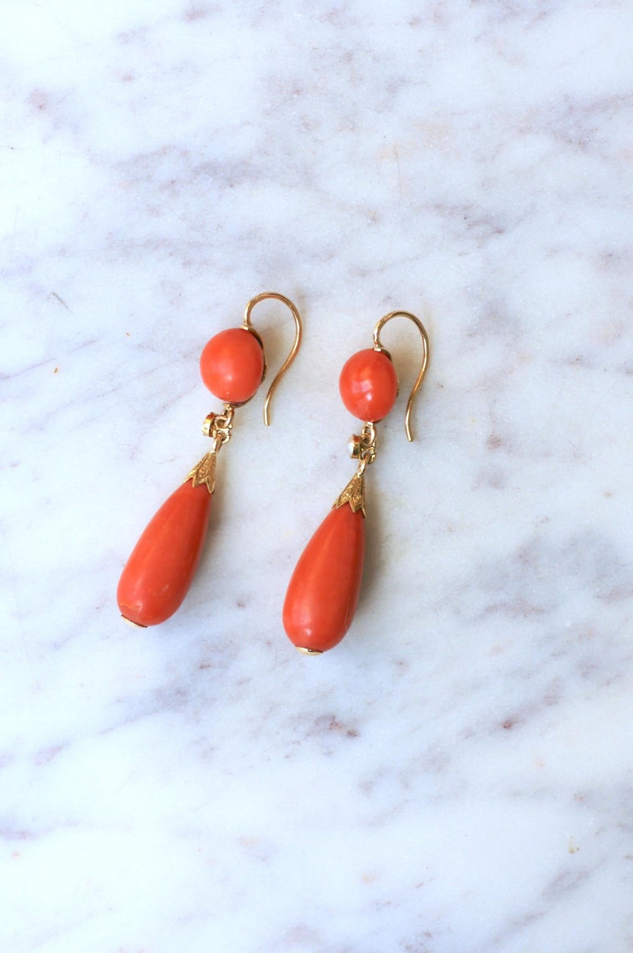 Antique Goutte Coral and Gold Earrings - Galerie Pénélope