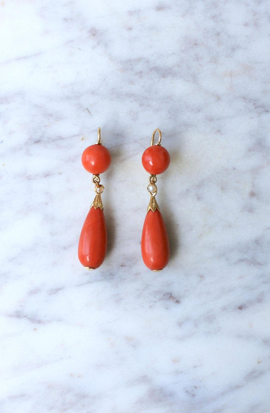 Antique Goutte Coral and Gold Earrings - Galerie Pénélope