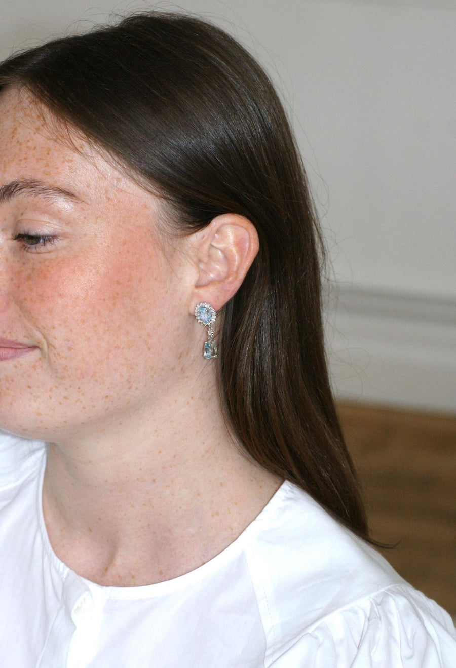 Blue Topaz and Diamond Drop Earrings on White Gold - Galerie Pénélope