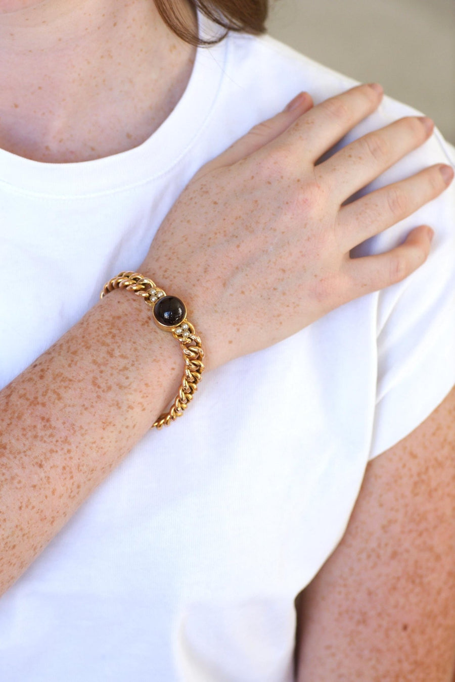 Antique Yellow Gold and Garnet Bracelet - Galerie Pénélope