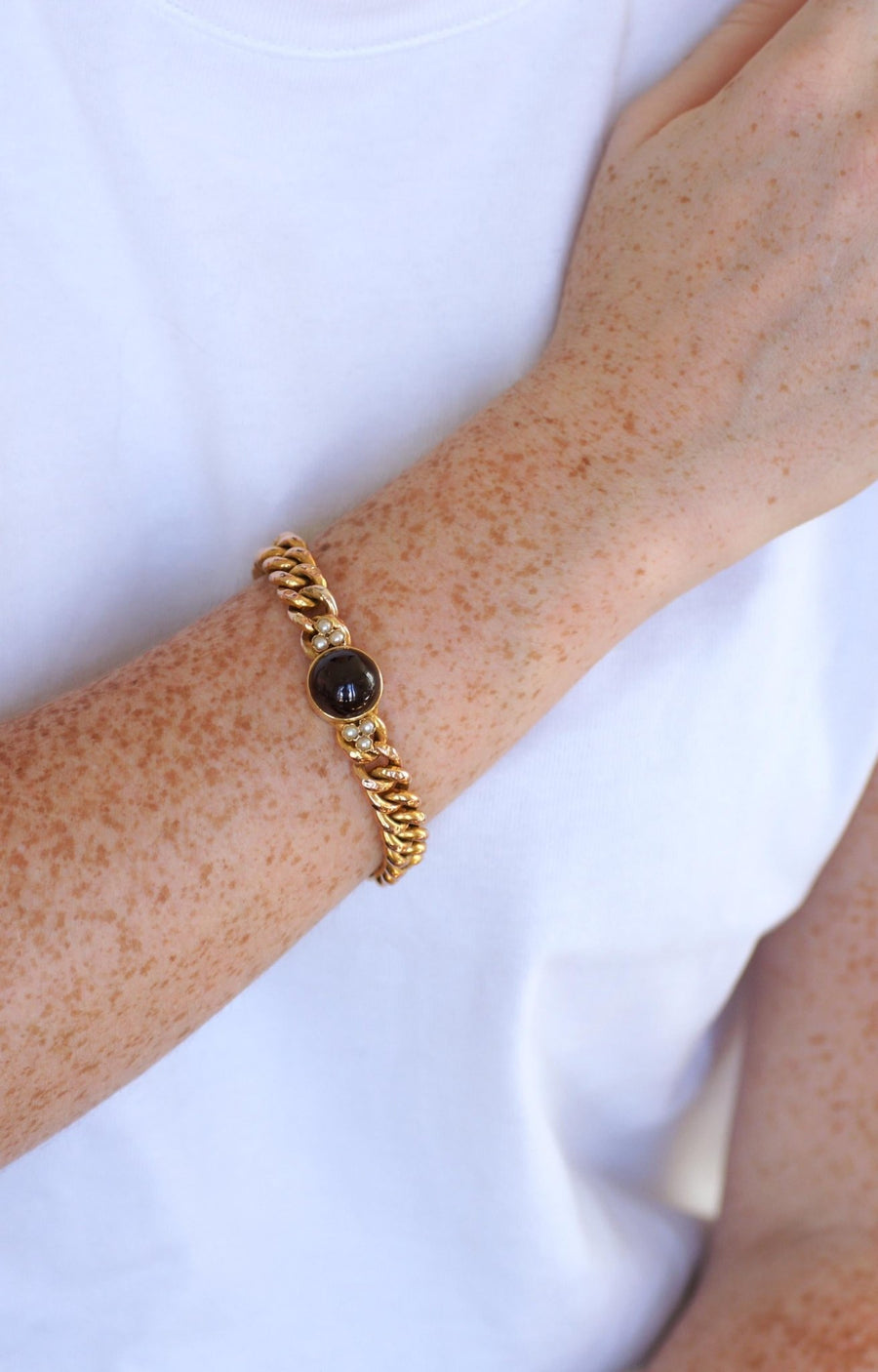Antique Yellow Gold and Garnet Bracelet - Galerie Pénélope