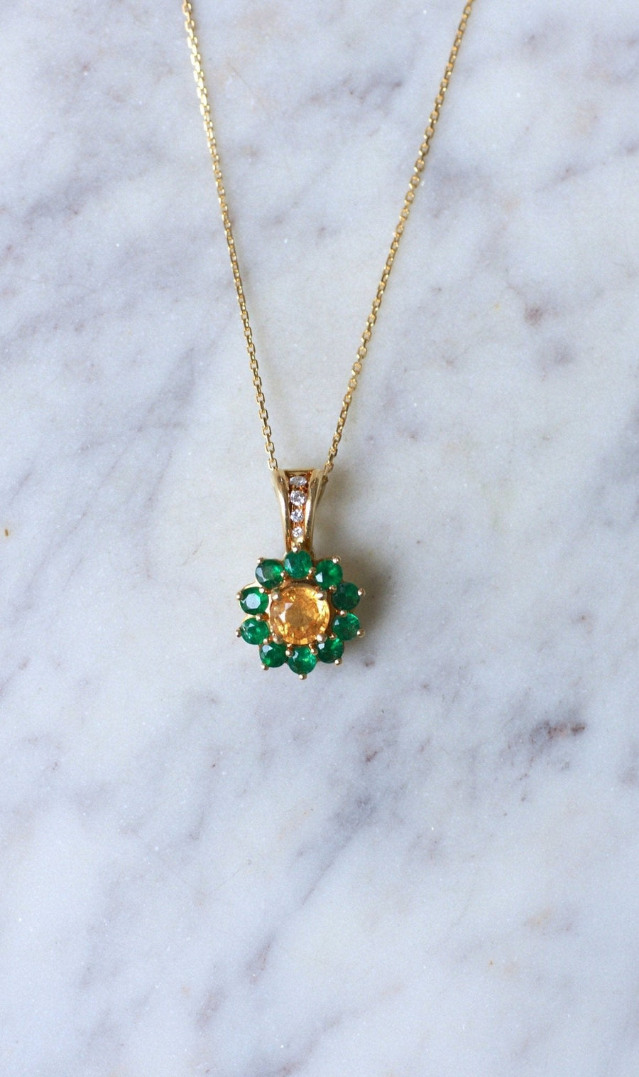 Yellow Sapphire and Emerald Daisy Pendant Necklace - Galerie Pénélope