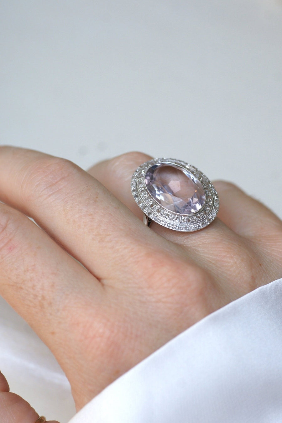 Large Art Deco Amethyst and Diamond Ring - Galerie Pénélope