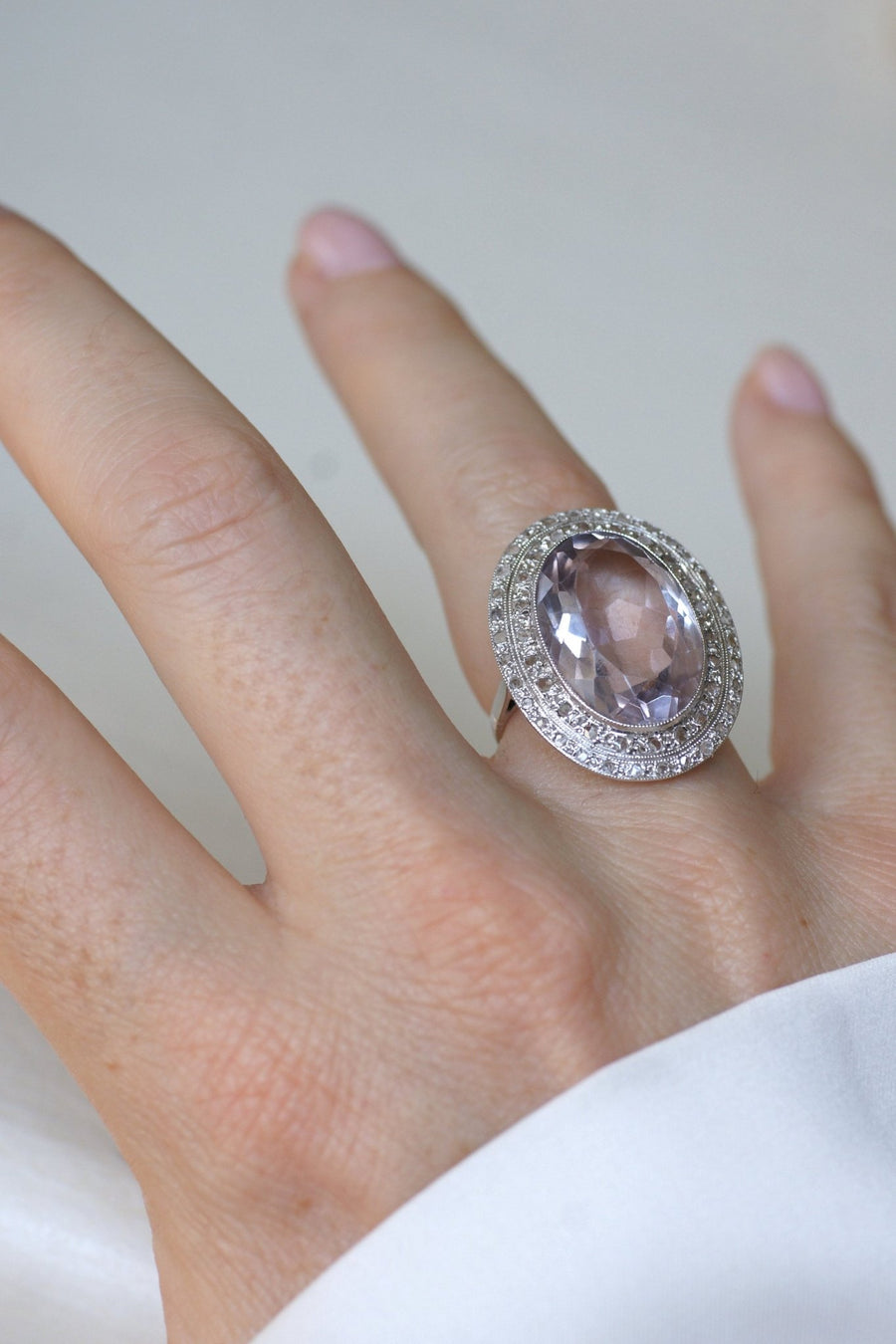 Large Art Deco Amethyst and Diamond Ring - Galerie Pénélope