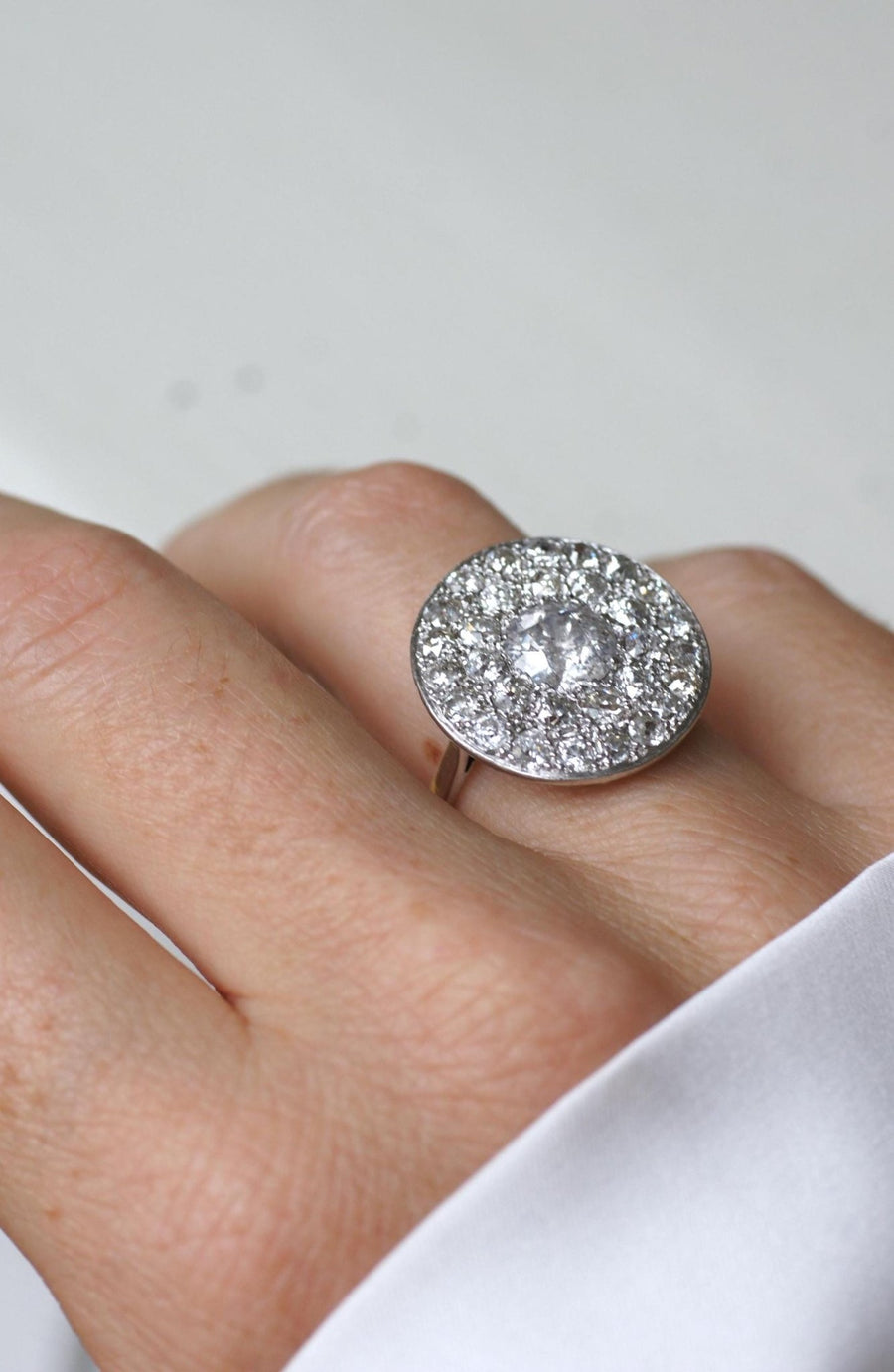 Large Art Deco Diamond Target Ring 4.16 Cts - Galerie Pénélope