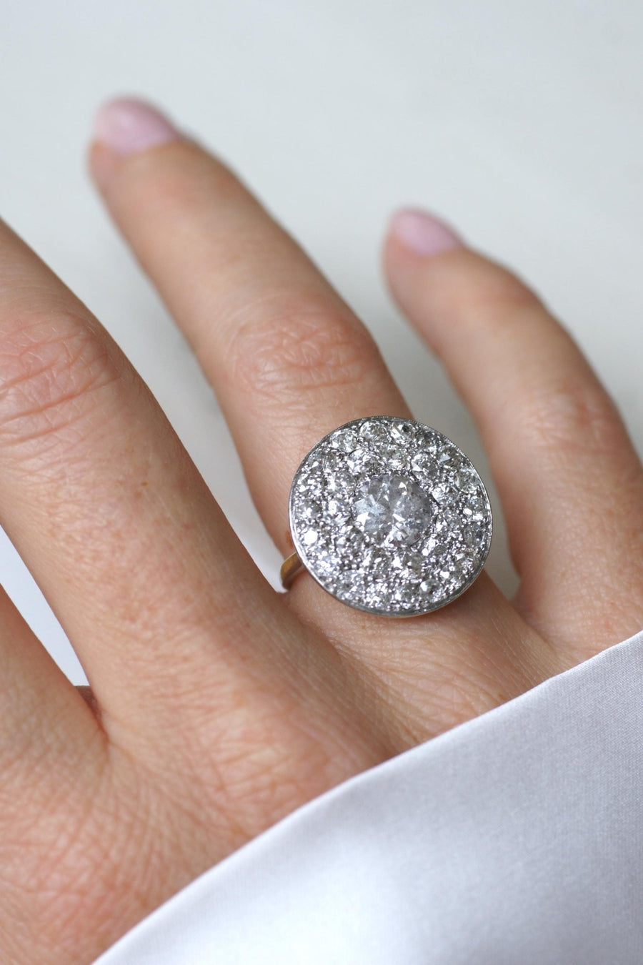 Large Art Deco Diamond Target Ring 4.16 Cts - Galerie Pénélope