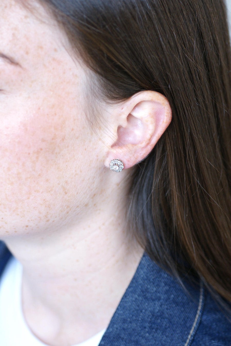 Marguerite Earrings Diamonds 0.70 Ct on Gold and Platinum