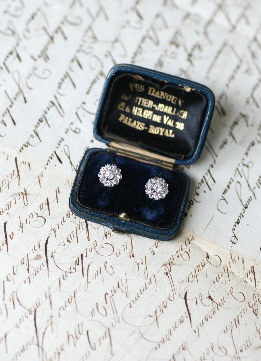 Marguerite Earrings Diamonds 0.70 Ct on Gold and Platinum
