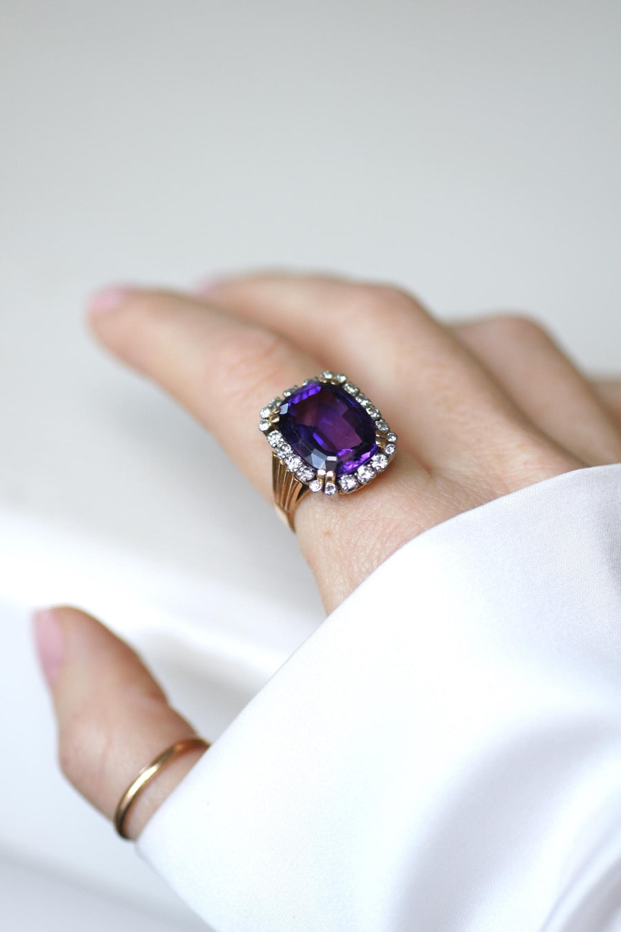 Cocktail Ring Amethyst and Diamonds on Rose Gold and Platinum 60s