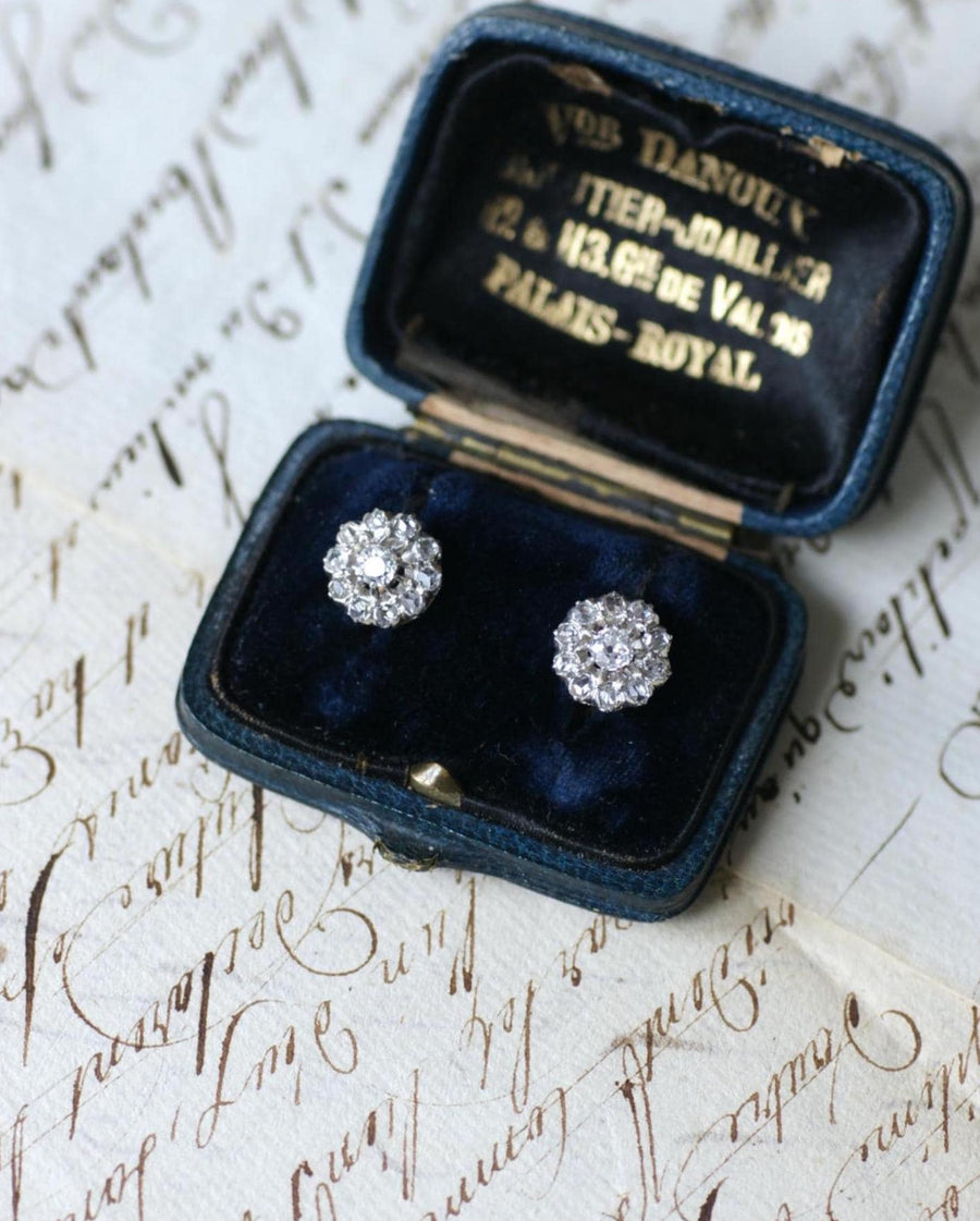 Marguerite Earrings Diamonds 0.70 Ct on Gold and Platinum