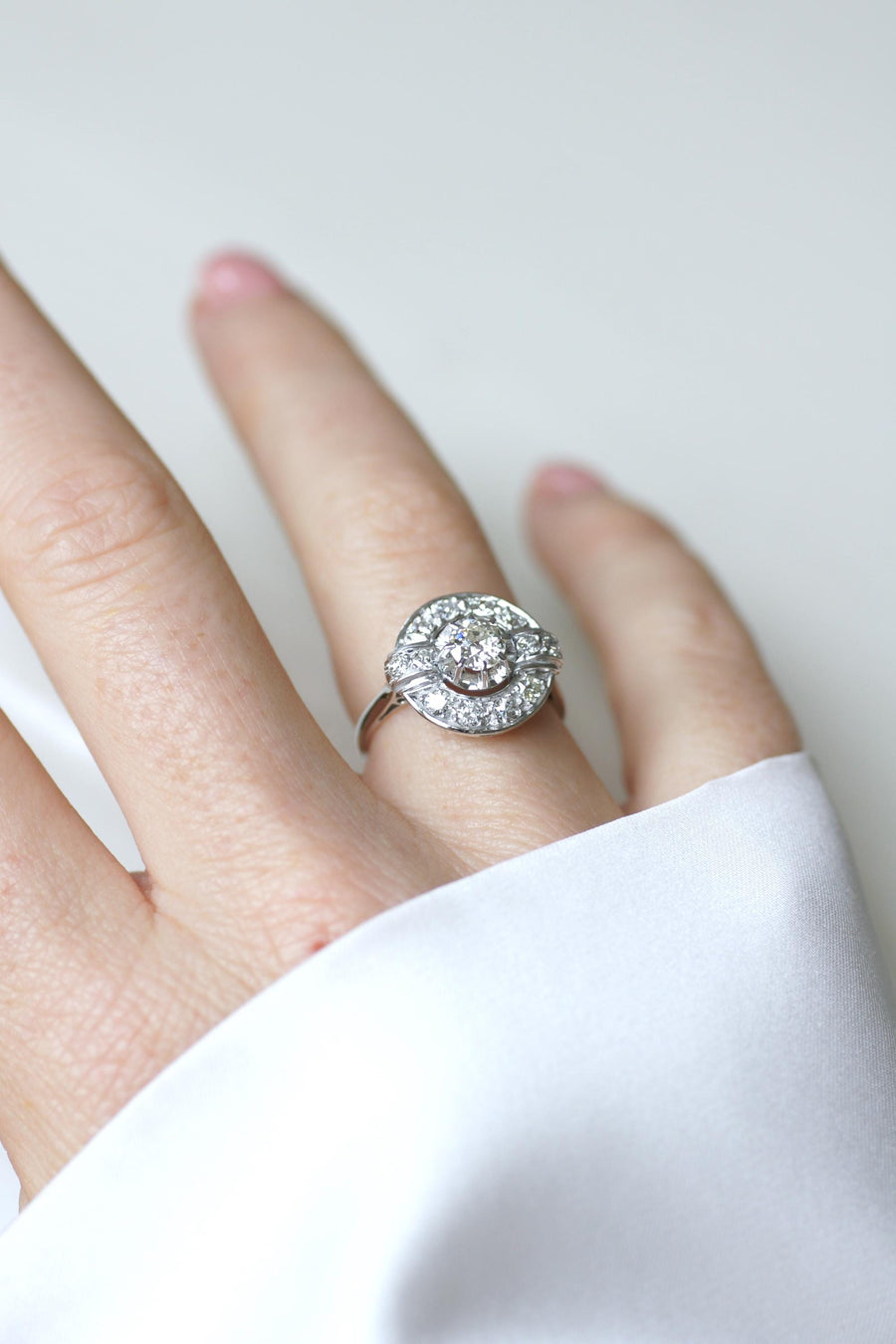 Art Deco Diamond Target Ring 1.05 Cts on White Gold and Platinum