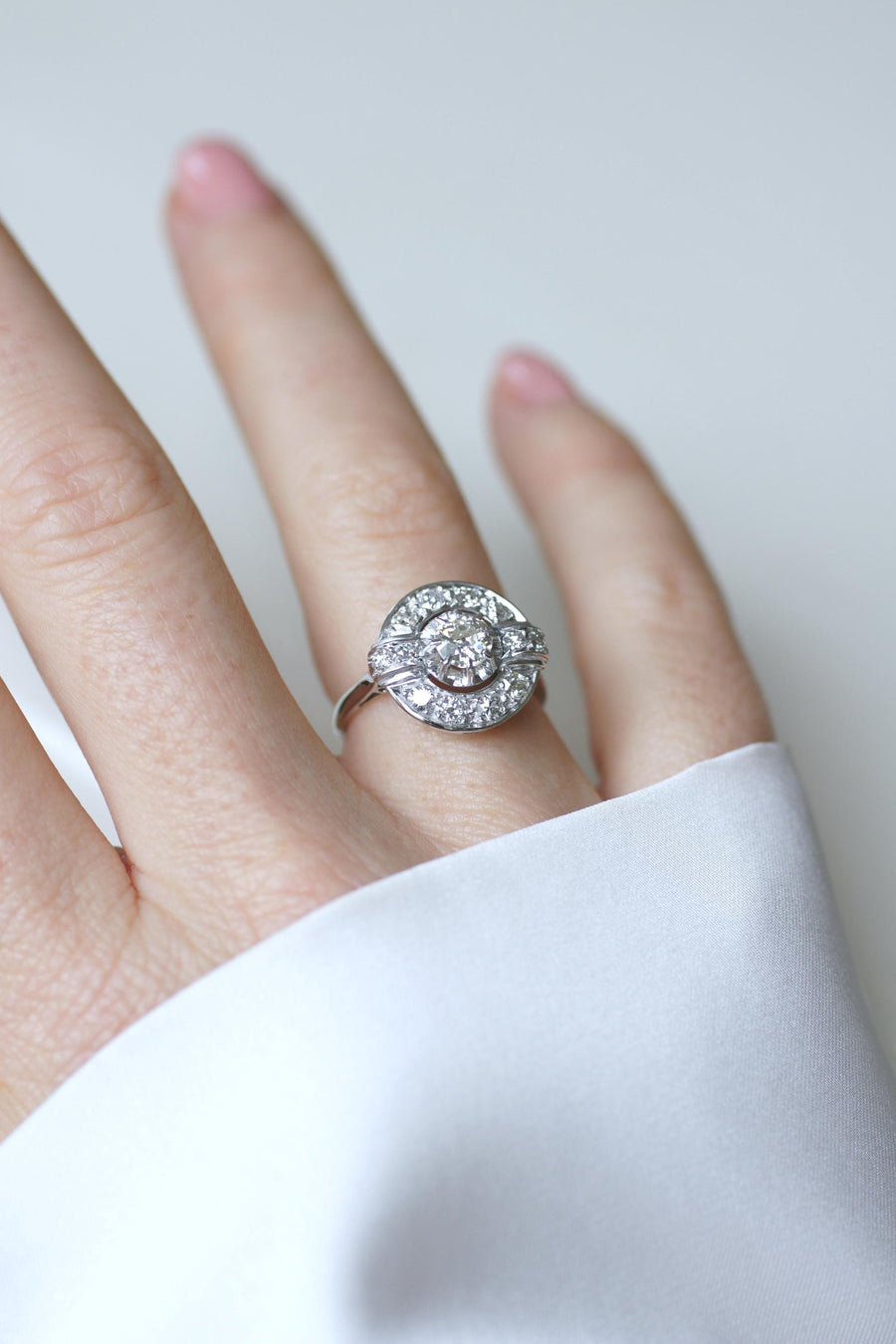 Art Deco Diamond Target Ring 1.05 Cts on White Gold and Platinum