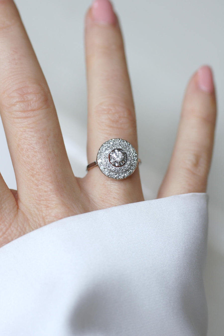 Art Deco Double Entourage Diamond Target Ring 0.60 Ct on White Gold and Platinum