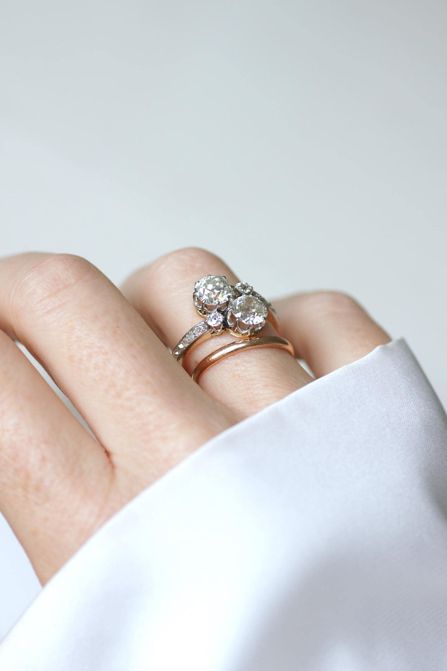 Toi et Moi Antique Ring 2.60 Cts Diamonds on Yellow Gold and Platinum