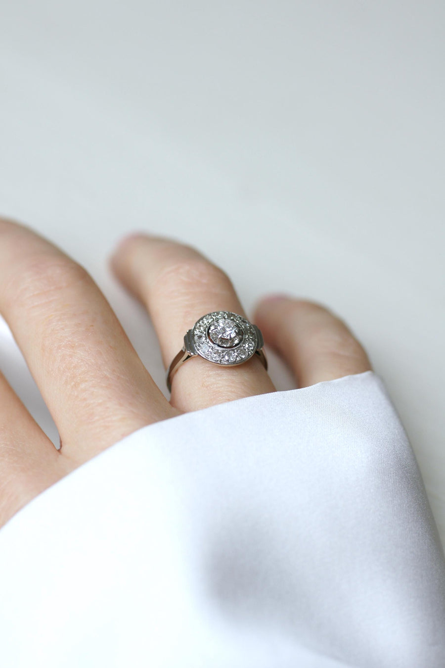 Art Deco Target Ring 0.75 Ct Diamonds on White Gold and Platinum