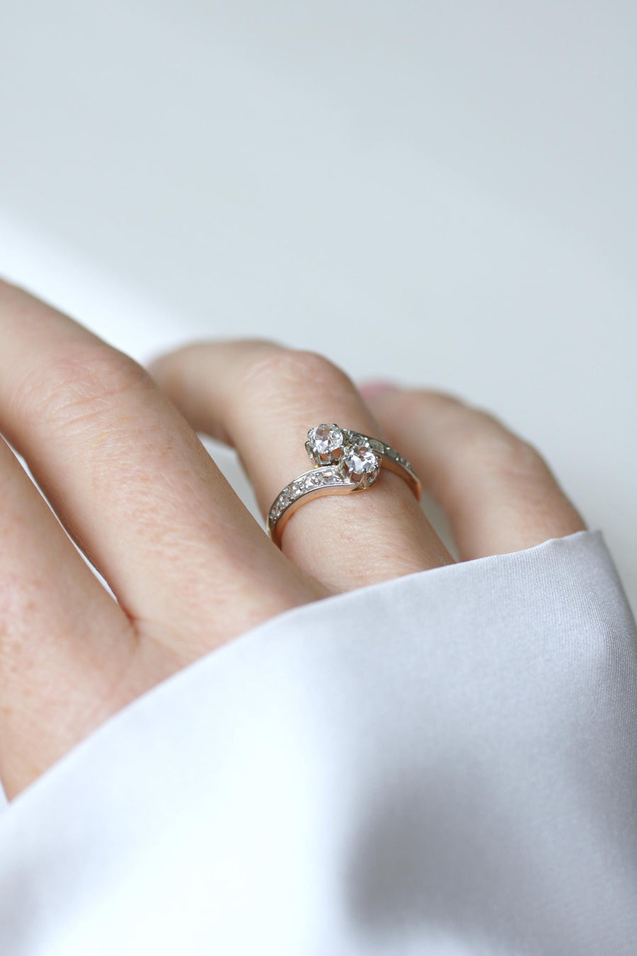 Toi et Moi Antique Ring Diamonds on Yellow Gold and Platinum