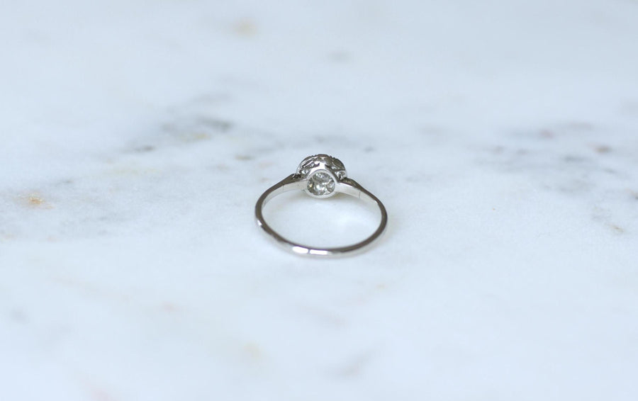 Art Deco Round Diamond on Platinum Ring