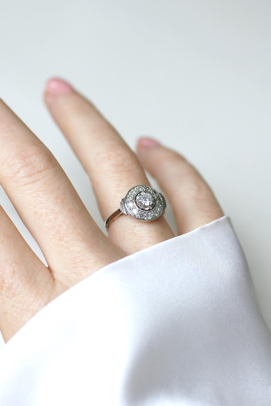 Art Deco Target Ring 0.75 Ct Diamonds on White Gold and Platinum