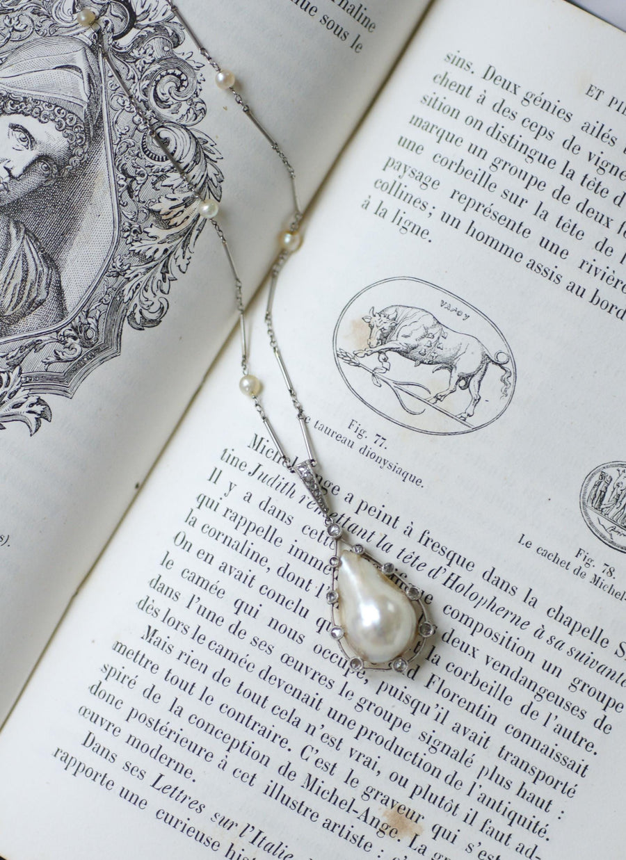 Art Deco Necklace Goutte Pearl & Diamond Pendant on Gold and Platinum