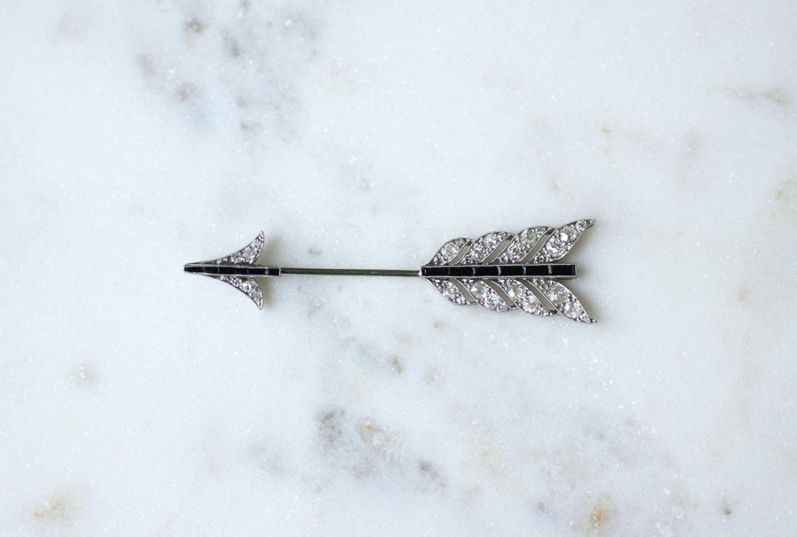 Art Deco Diamond Arrow Brooch on White Gold and Platinum
