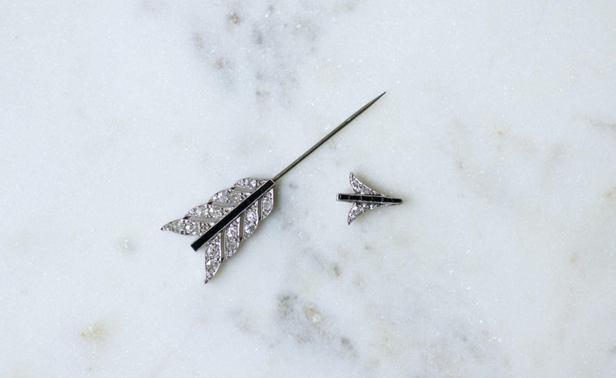 Art Deco Diamond Arrow Brooch on White Gold and Platinum