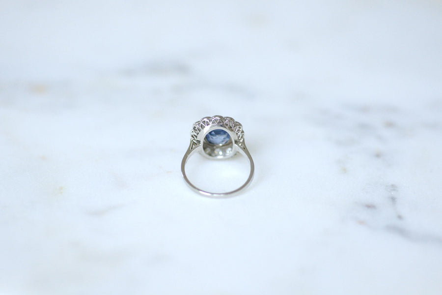 Art Deco Pompadour Ring Ceylon Sapphire 2.80 Cts and Diamonds on Platinum
